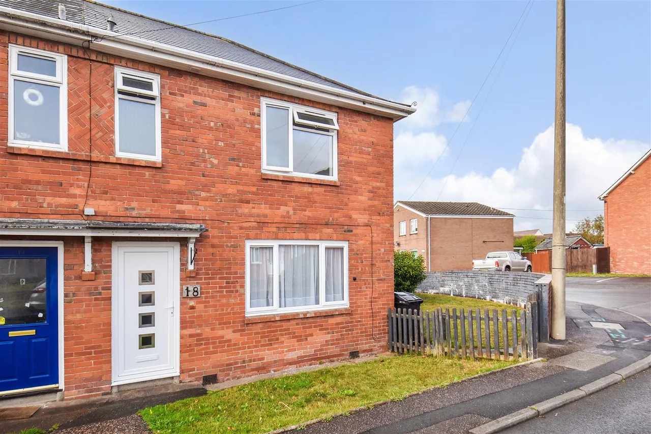 Fir Close, Willand, photo 17