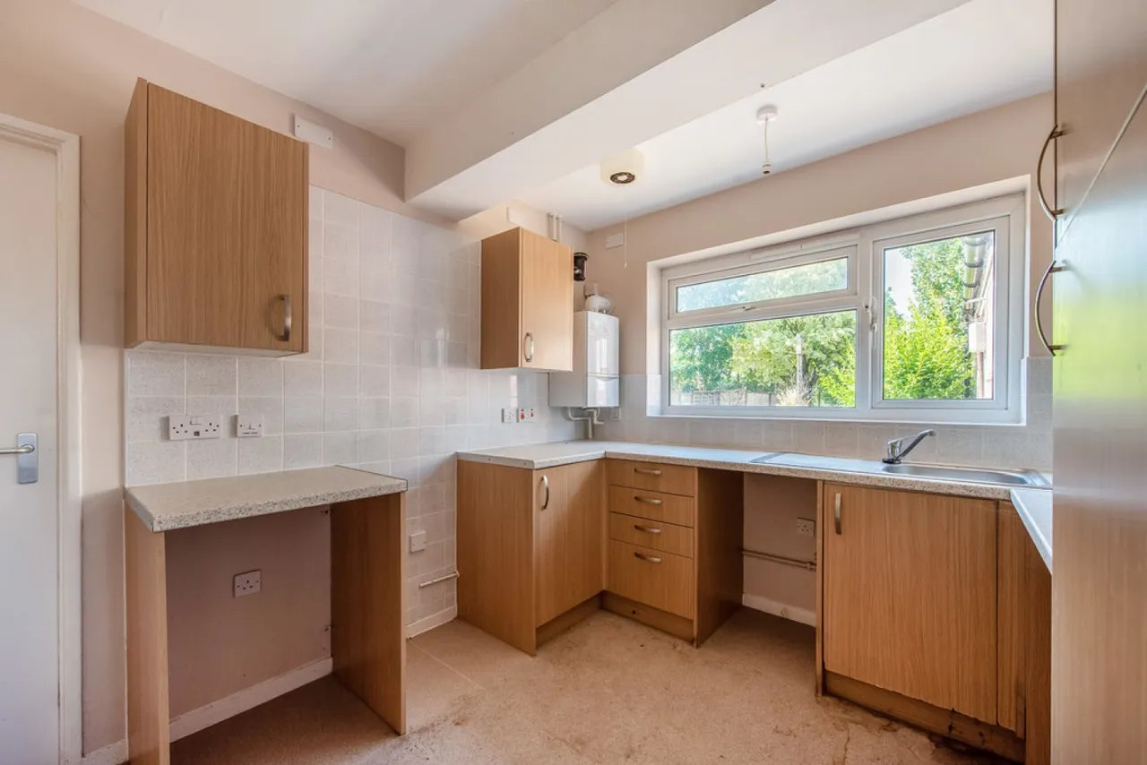 Fivefields Road, Highcliffe, Winchester, photo 8