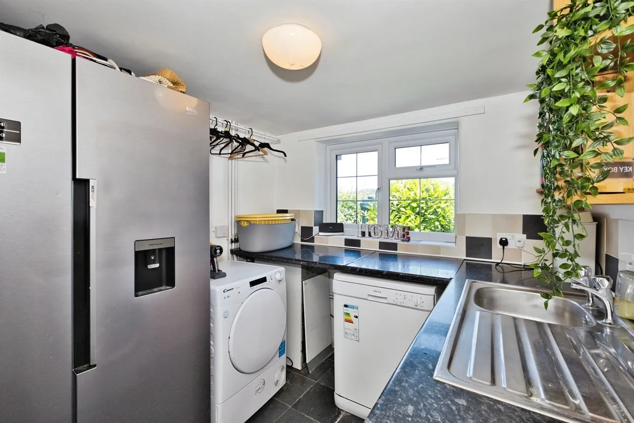North Lane, Hardington Mandeville, YEOVIL, photo 4