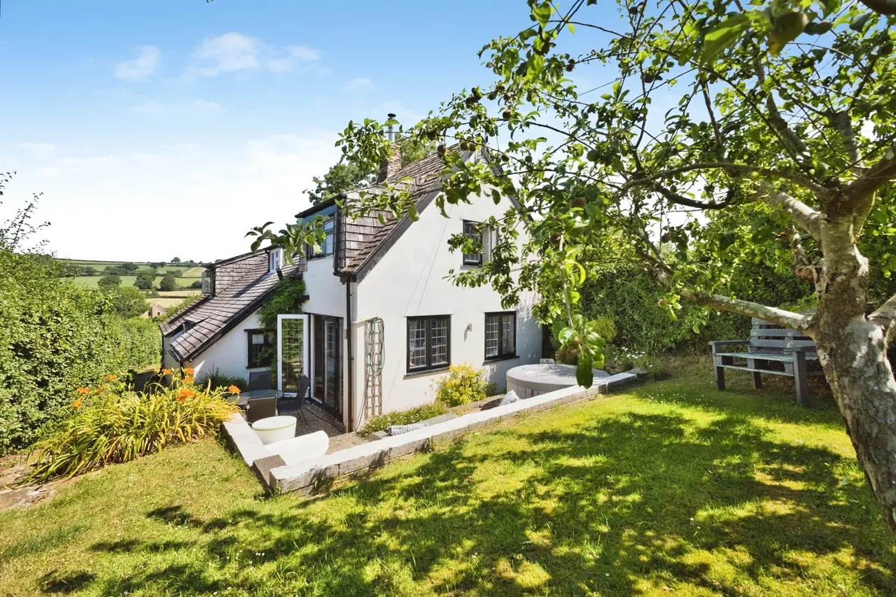 4 bed house for sale — North Lane, Hardington Mandeville, YEOVIL