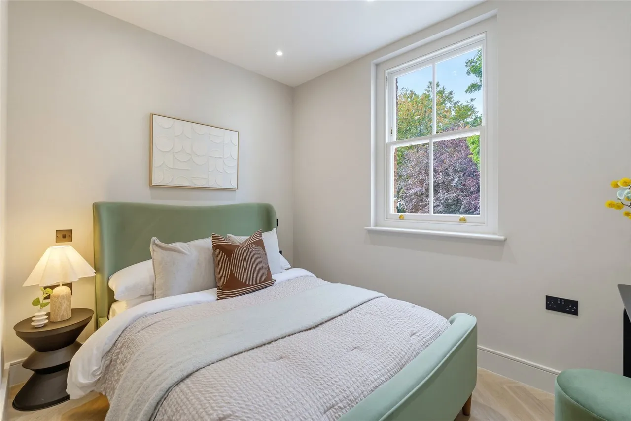 Ramsden Road, London, SW12, photo 2