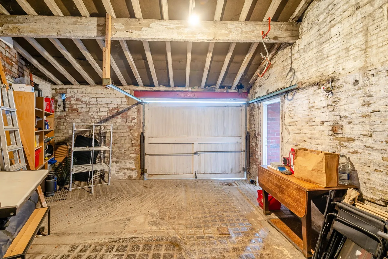 Lumb Lane, Castle Hill, HD4, photo 34
