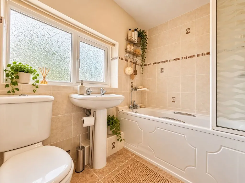Monksfield Avenue, Great Barr, B43, photo 5