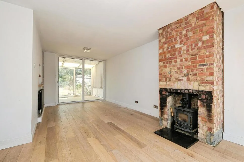 Hythe Crescent, Seaford, East Sussex, BN25, photo 2