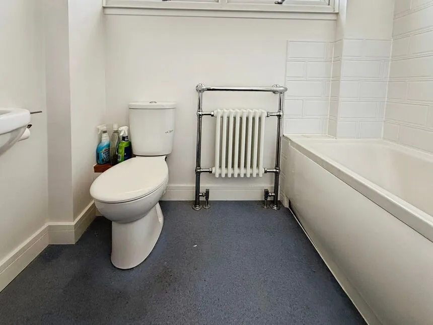 Hythe Crescent, Seaford, East Sussex, BN25, photo 7