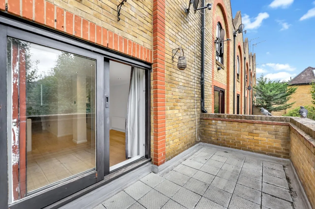 Welland Mews, London, E1W, photo 4