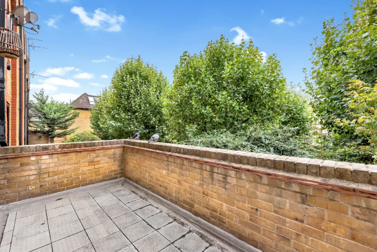 Welland Mews, London, E1W, photo 2