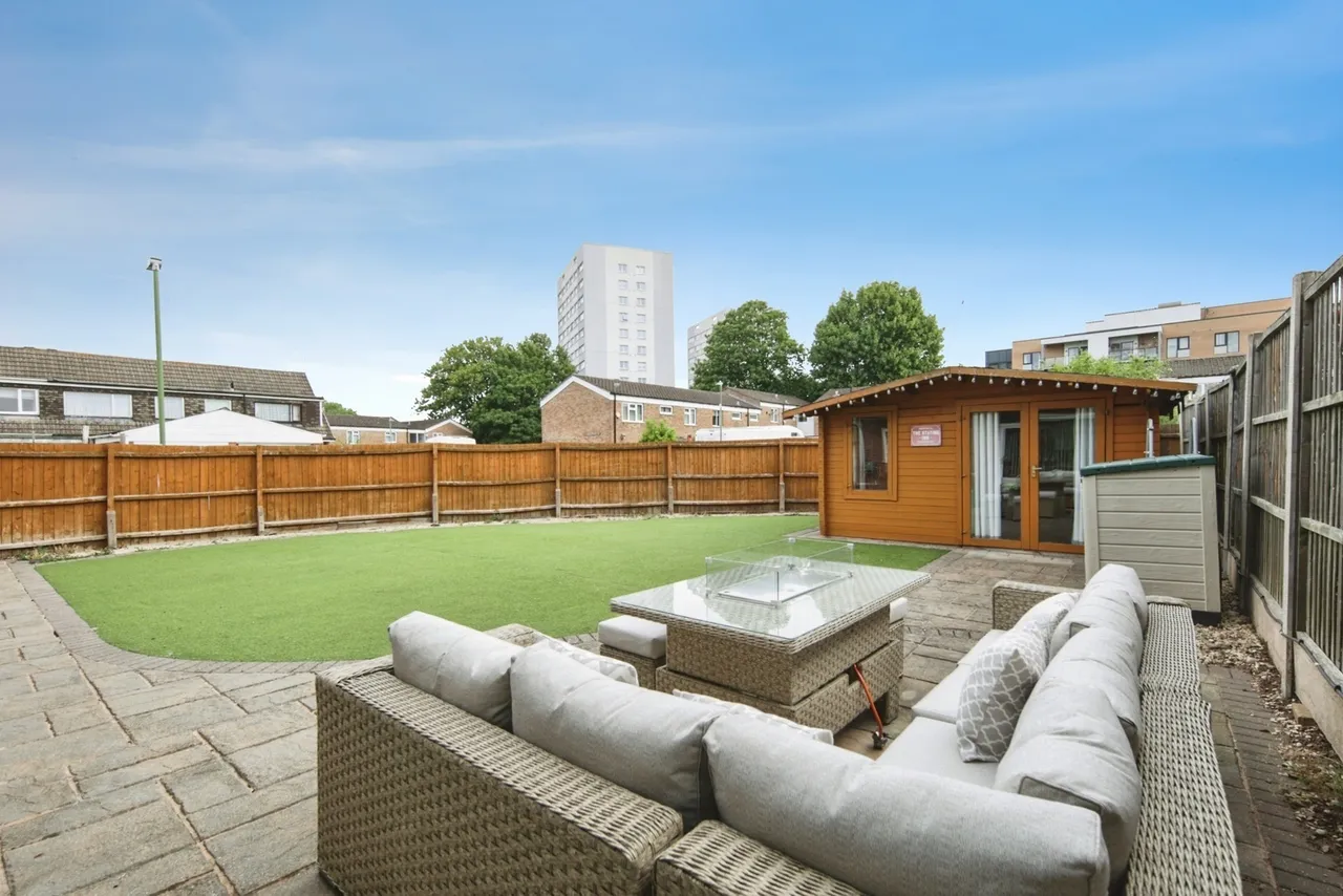 Piccadilly Close, BIRMINGHAM, West Midlands, B37, photo 4