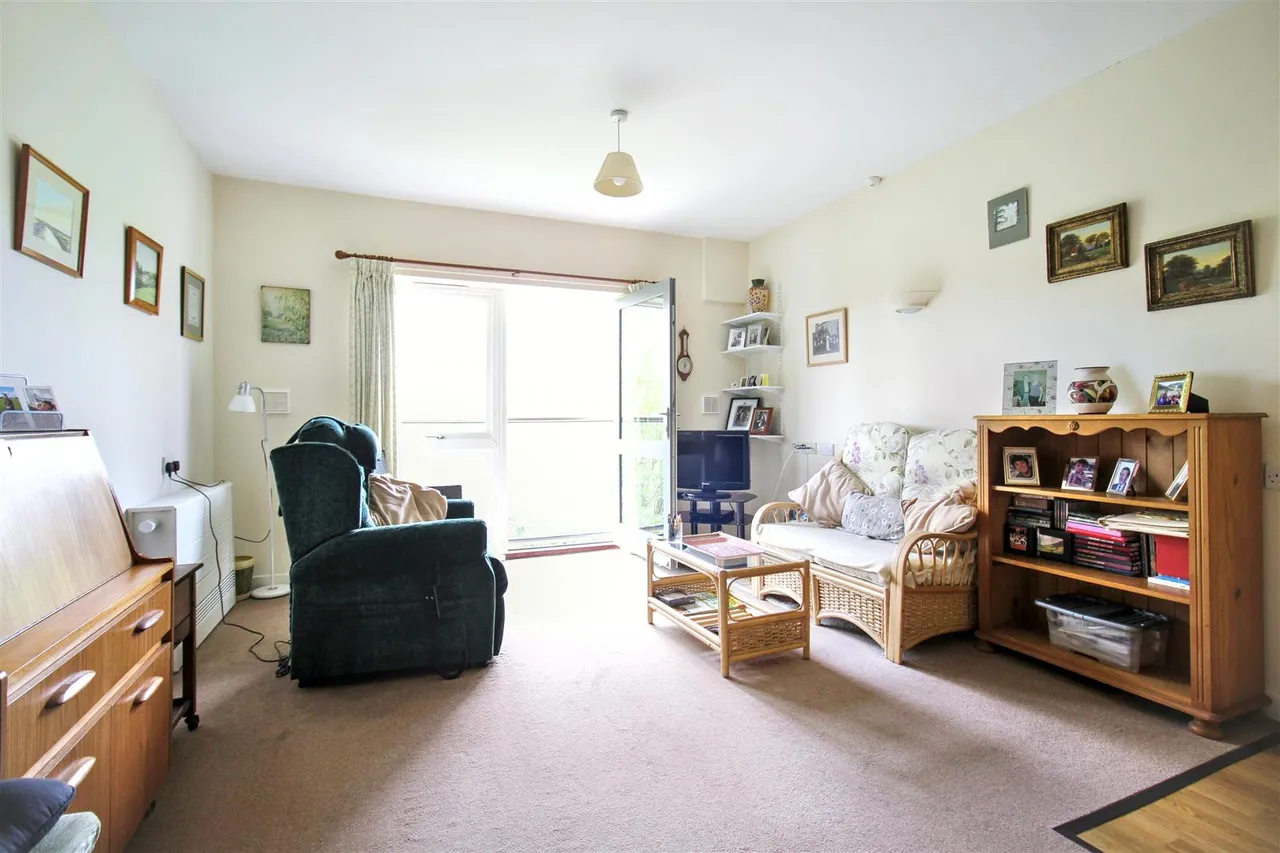 St. Michaels Avenue, Aylsham, NR11, photo 2