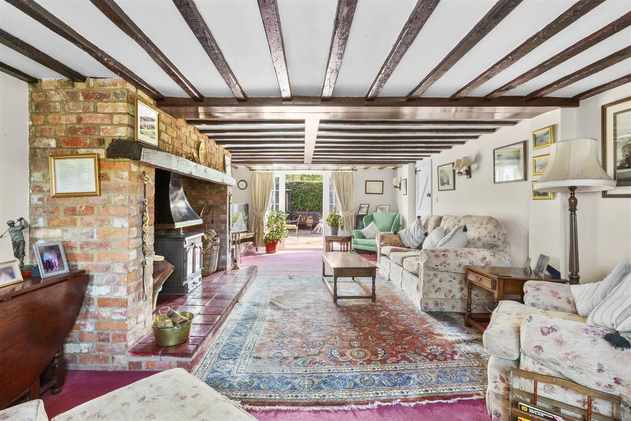 Main Road, Naphill, HP14, photo 6