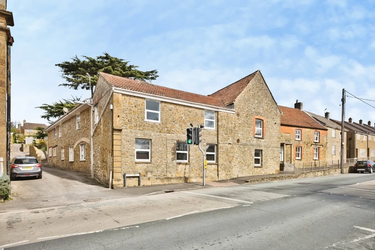 2 bed flat for sale, Rutters Lane, Ilminster, TA19
