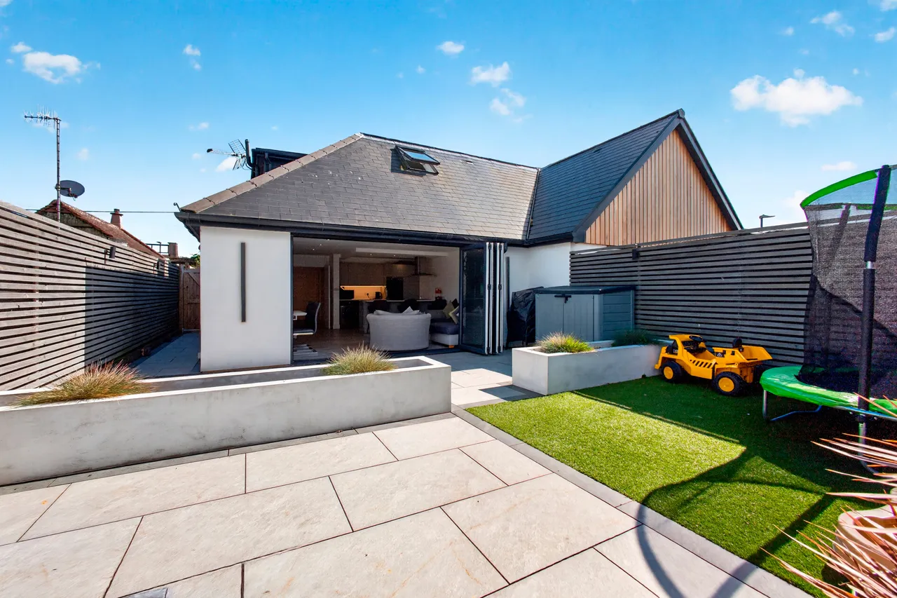 Old Drove, Eastbourne, BN23, photo 21