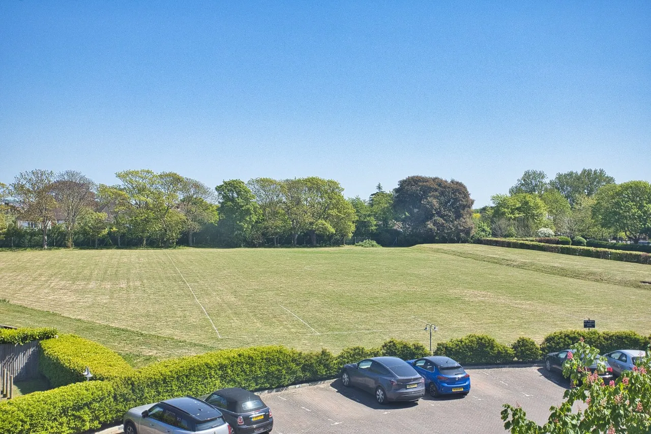 Eversley Park, Folkestone, CT20, photo 11