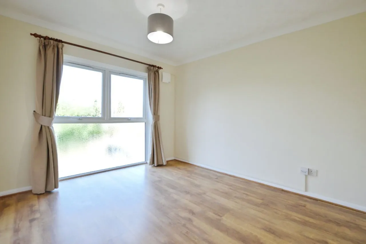 Fosse Way, West Byfleet, Surrey, KT14, photo 7