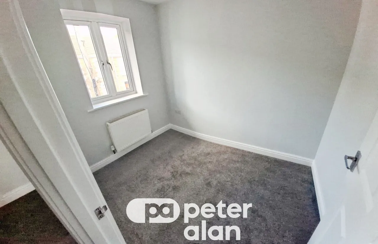 Dynevor Road, Neath, SA10, photo 5