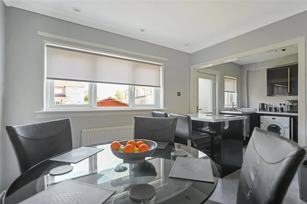 Arbuckle Place, Plains, Airdrie, North Lanarkshire, ML6, photo 9