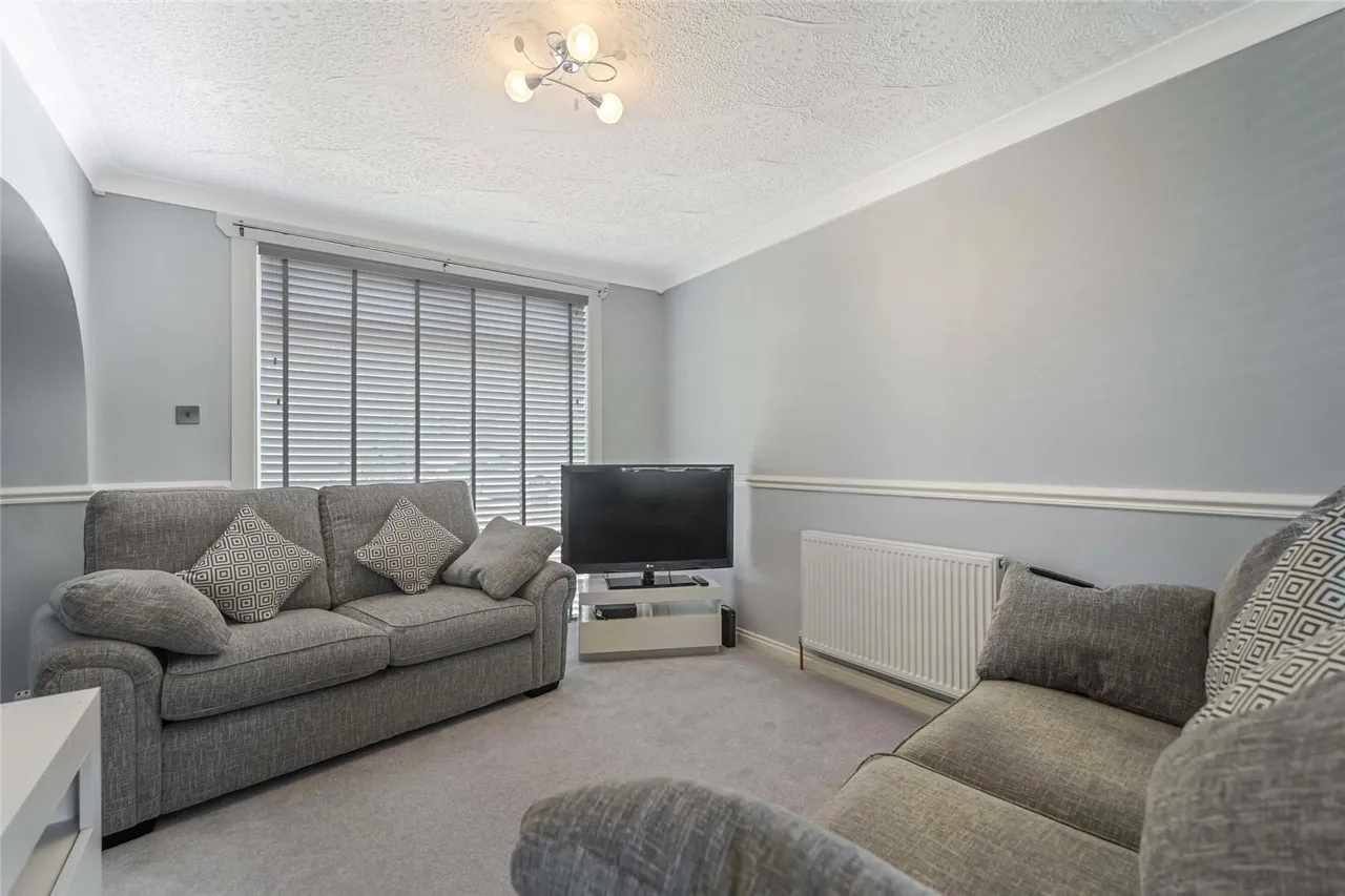 Arbuckle Place, Plains, Airdrie, North Lanarkshire, ML6, photo 6