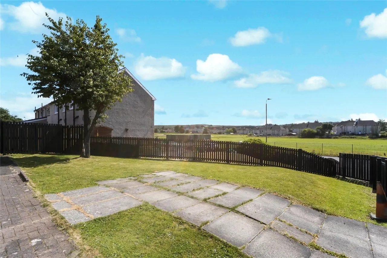 Arbuckle Place, Plains, Airdrie, North Lanarkshire, ML6, photo 18