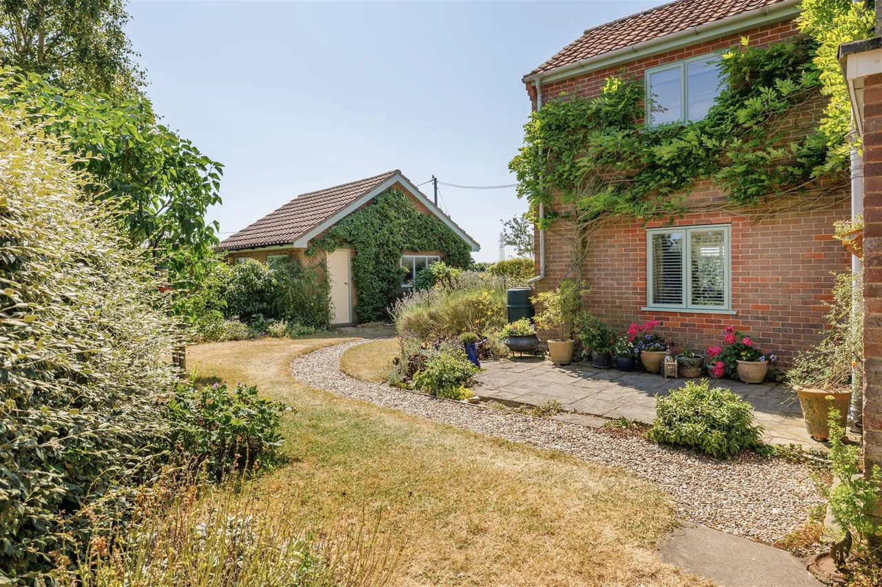 Grove Farm Cottages, Spexhall, IP19, photo 19
