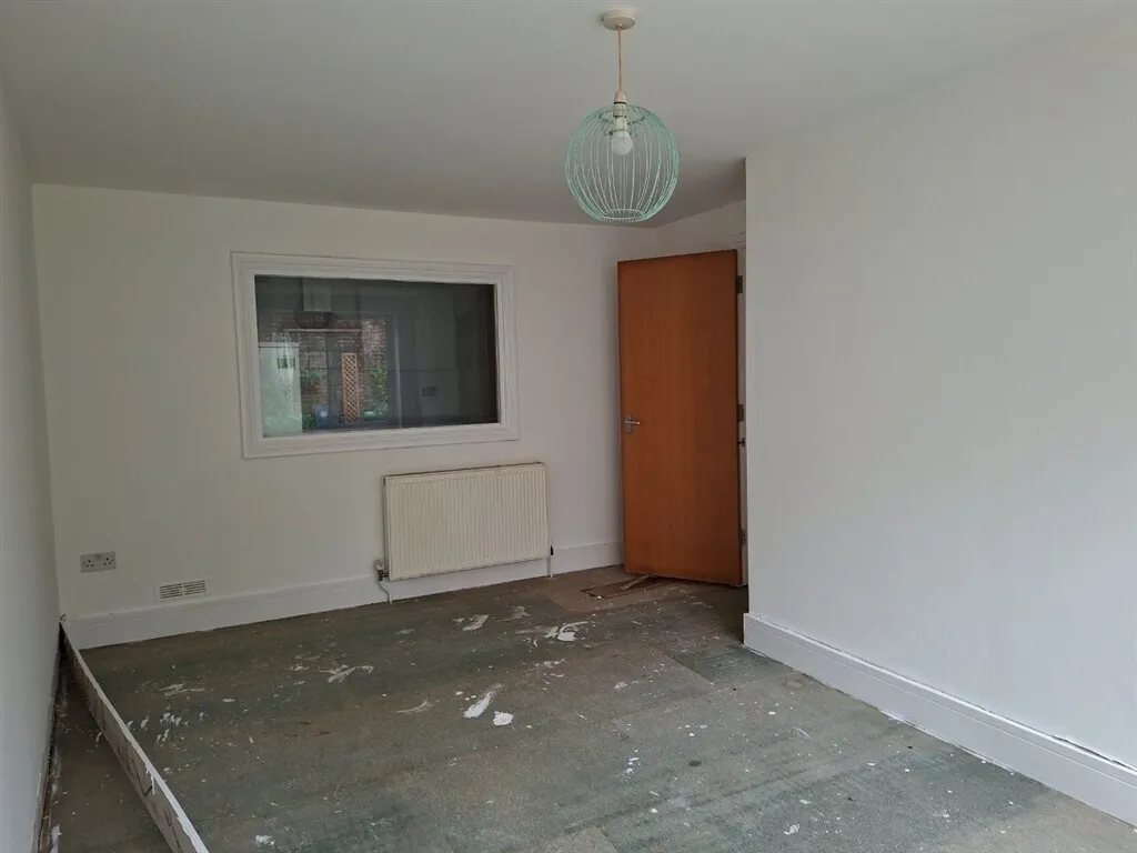 East Street, Blandford Forum, DT11, photo 12