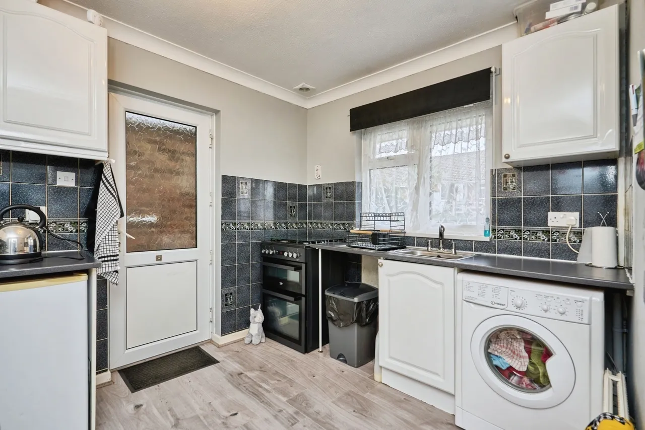Rectory Close, Wootton Bridge, PO33, photo 22