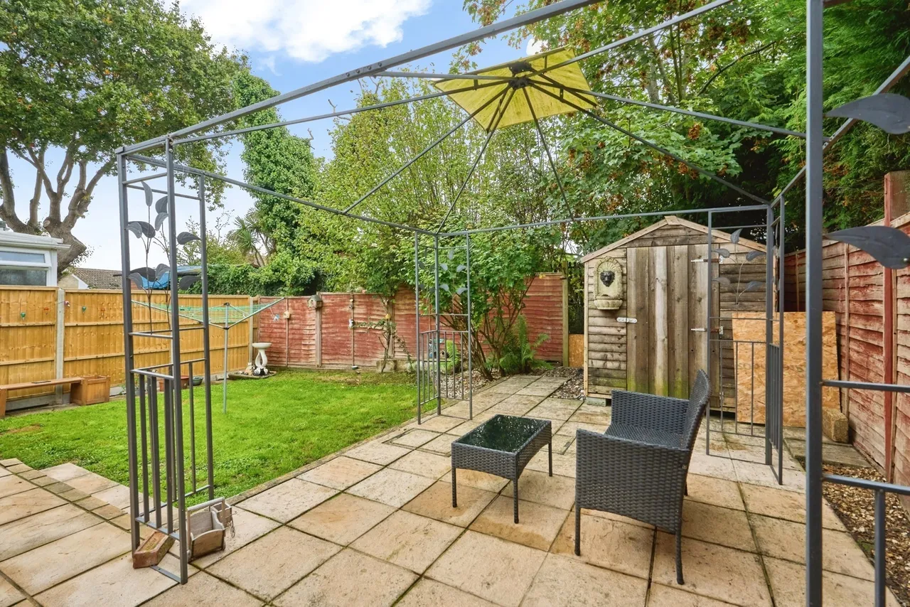 Rectory Close, Wootton Bridge, PO33, photo 13