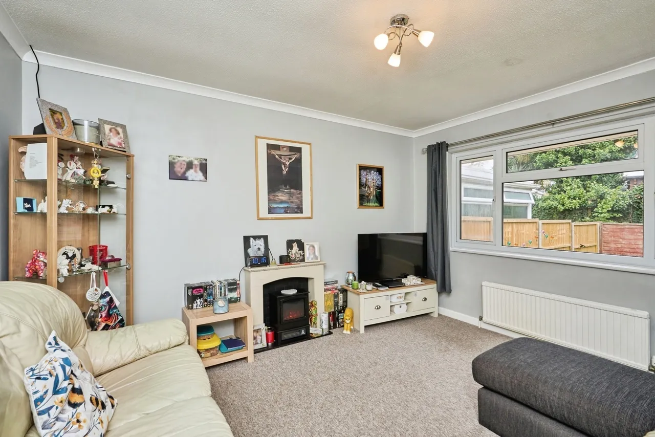 Rectory Close, Wootton Bridge, PO33, photo 37