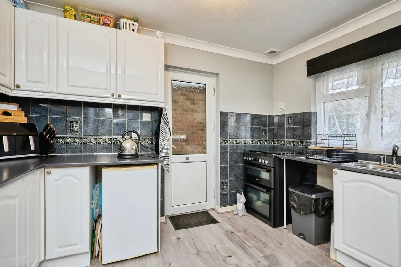Rectory Close, Wootton Bridge, PO33, photo 23