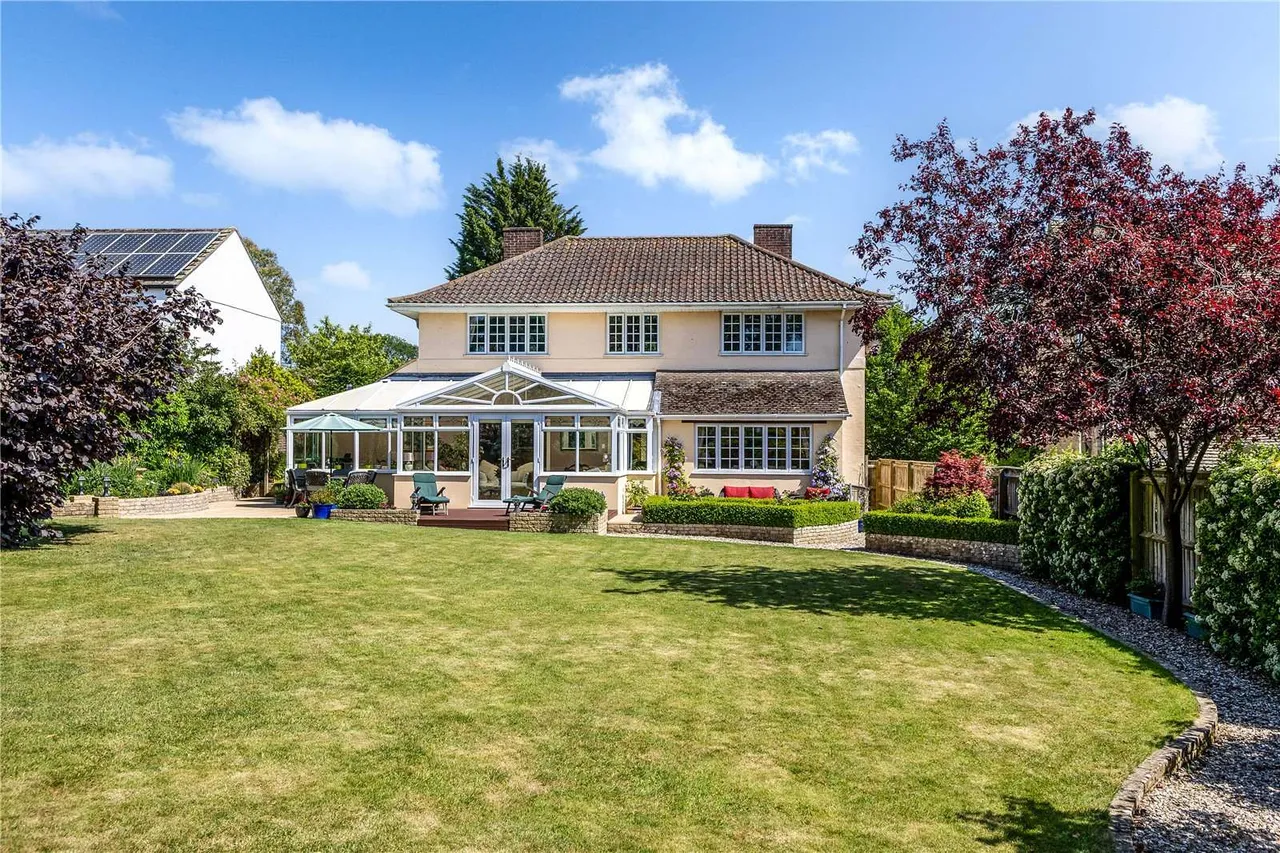 Combe, Witney, Oxfordshire, OX29 8NH, photo 12