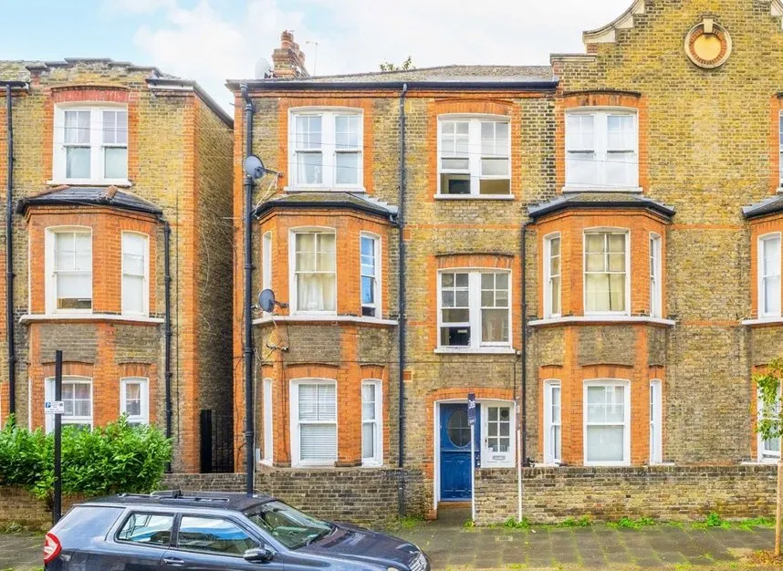 3 bed house to rent, Cato Road, Clapham, SW4
