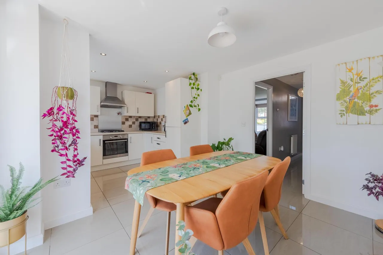 Gladstone Place, Blakedown, Kidderminster, photo 9