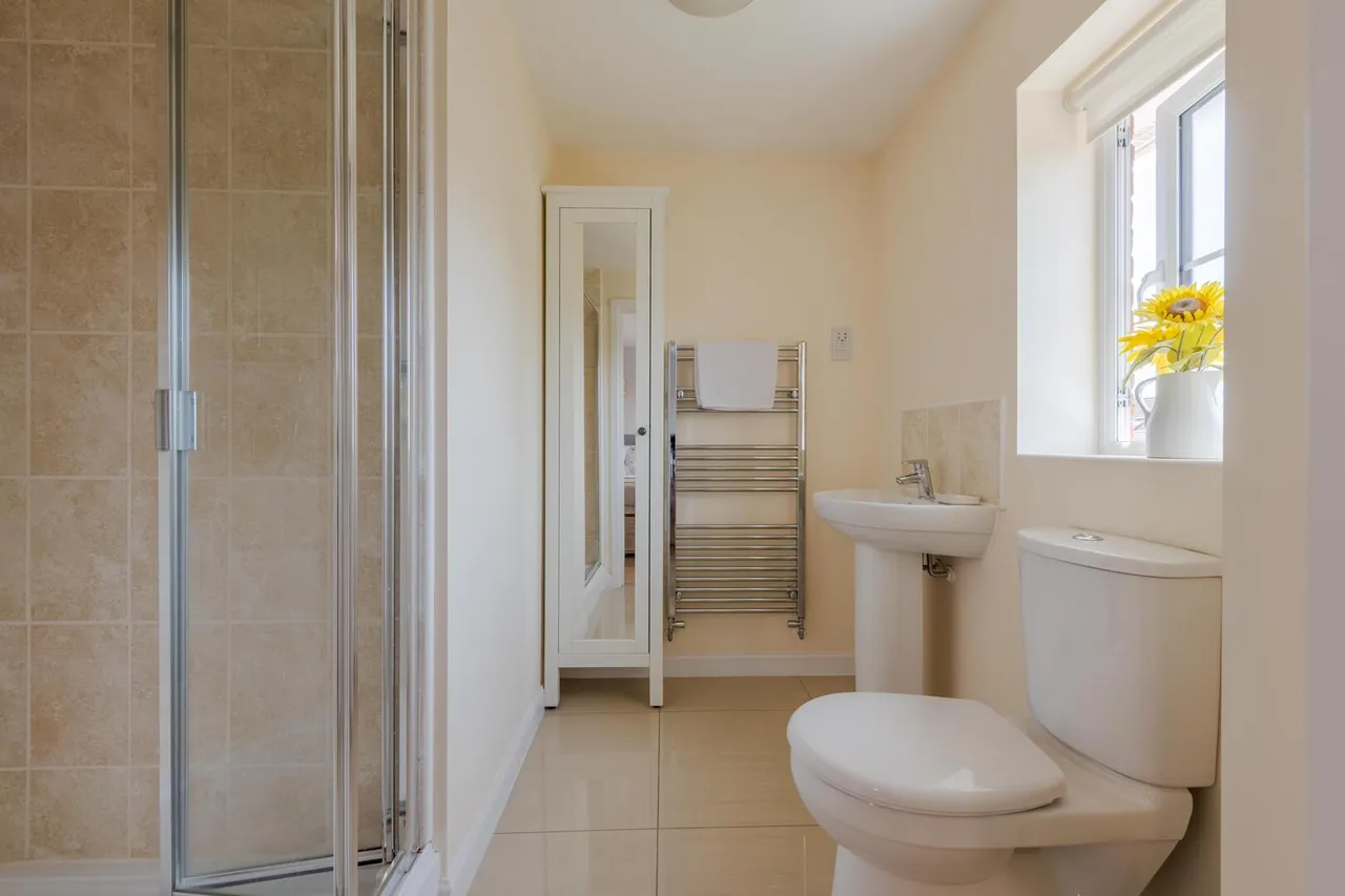 Gladstone Place, Blakedown, Kidderminster, photo 21
