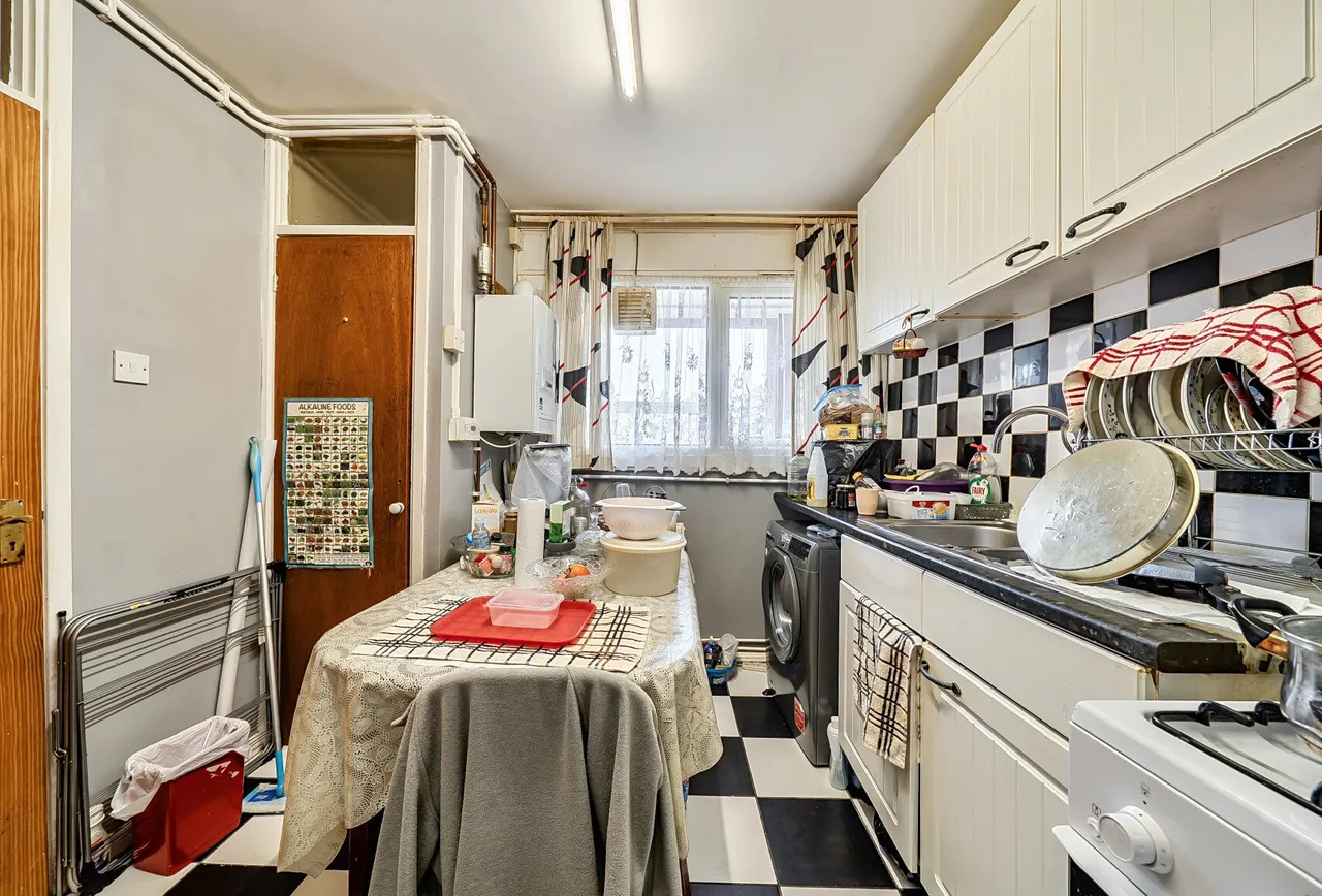 Phipps Bridge Road, Mitcham, CR4 3PH, photo 10
