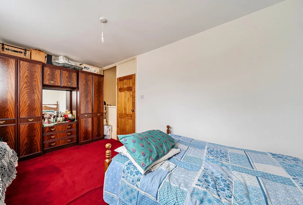 Phipps Bridge Road, Mitcham, CR4 3PH, photo 4