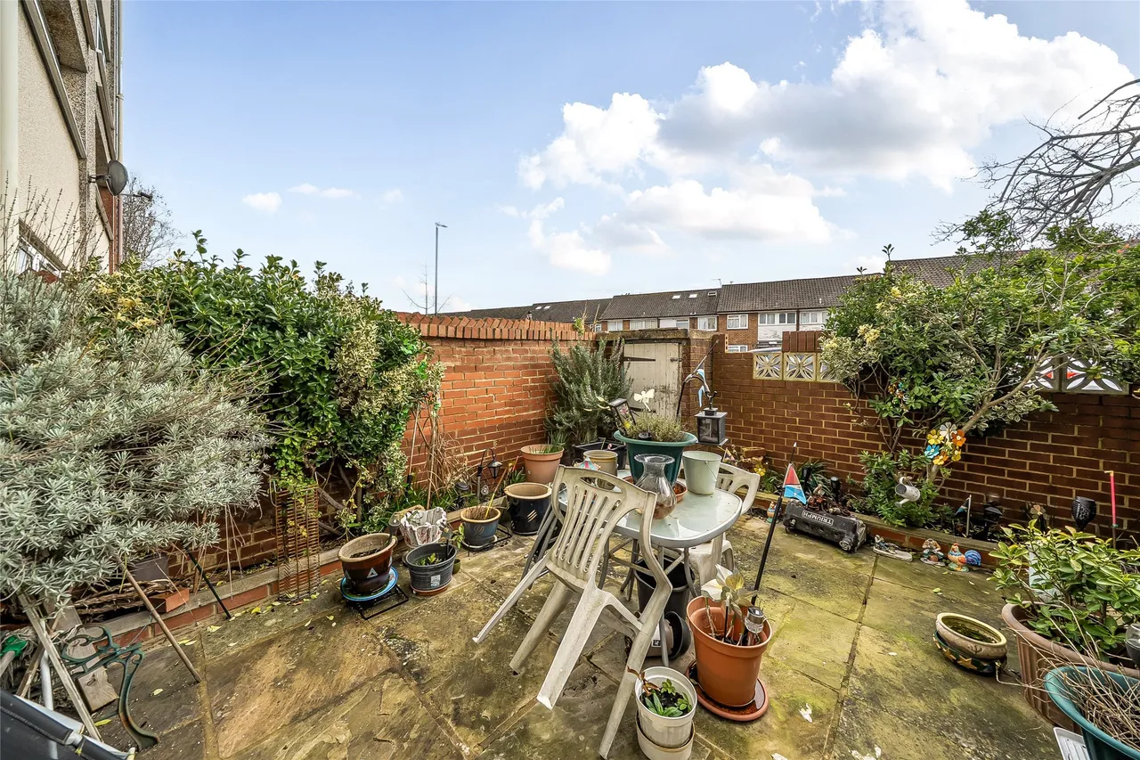Phipps Bridge Road, Mitcham, CR4 3PH, photo 8