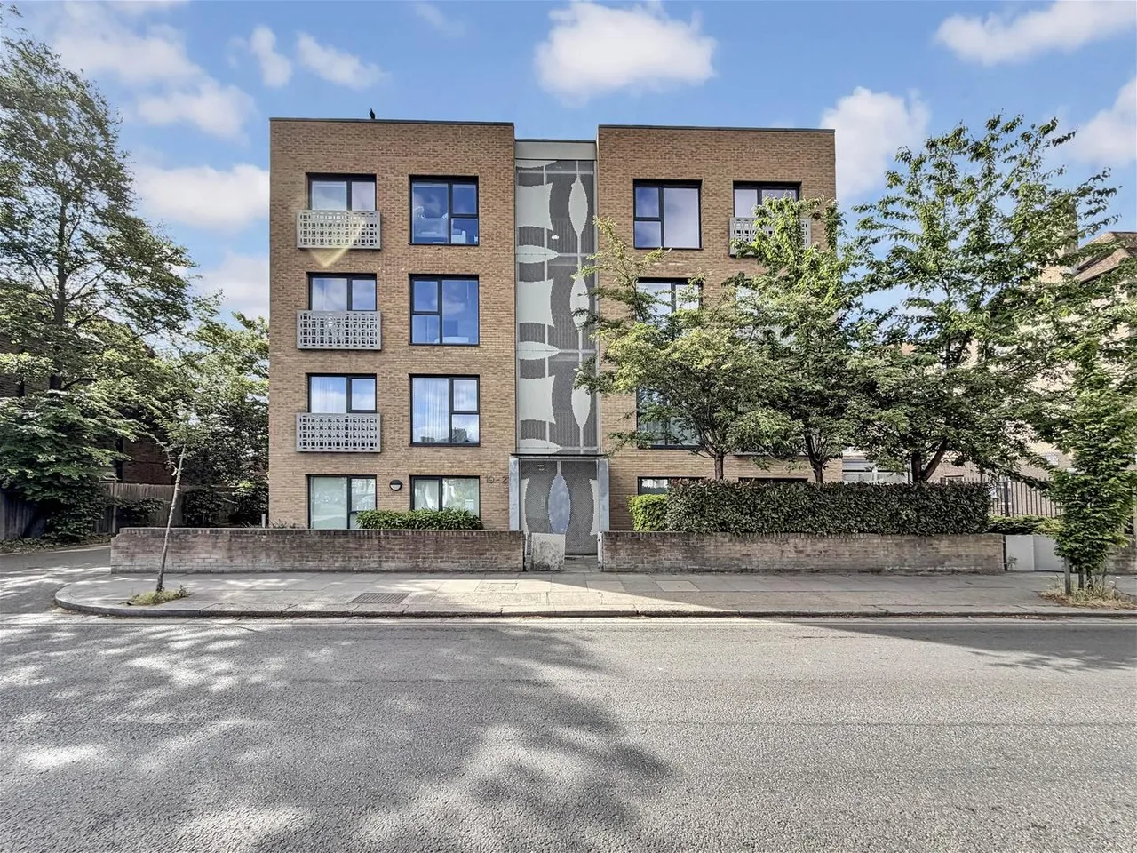 1 bed flat for sale — Western Road, Southall