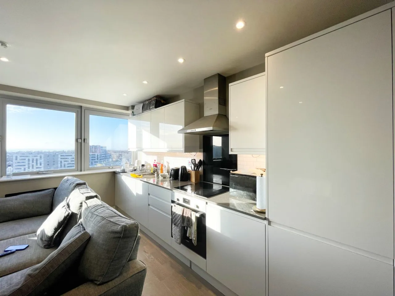 2 bed flat for sale — Southchurch Road, Southend On Sea