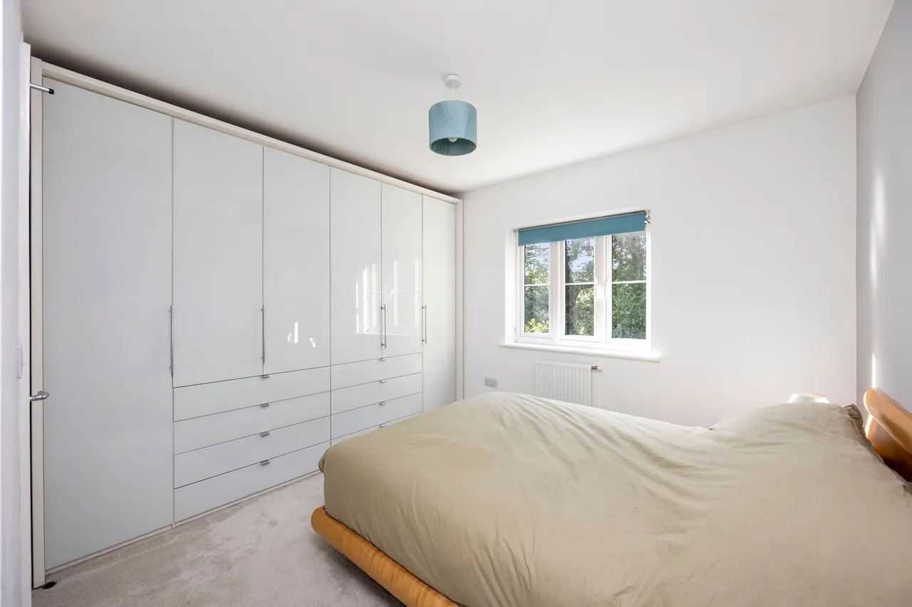Rascals Close, Southwater, RH13, photo 9