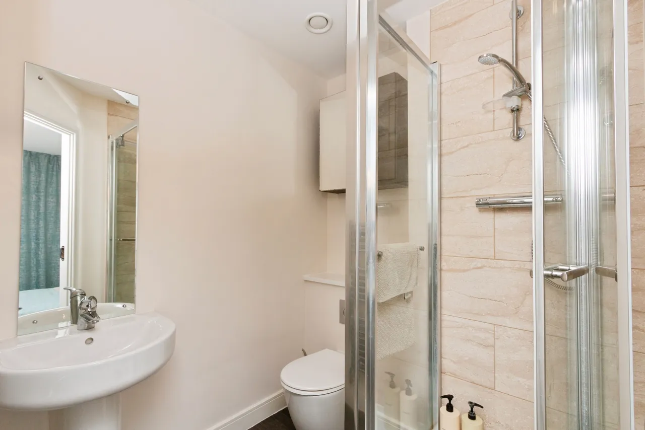 Fleming Place, Bracknell, RG12, photo 11