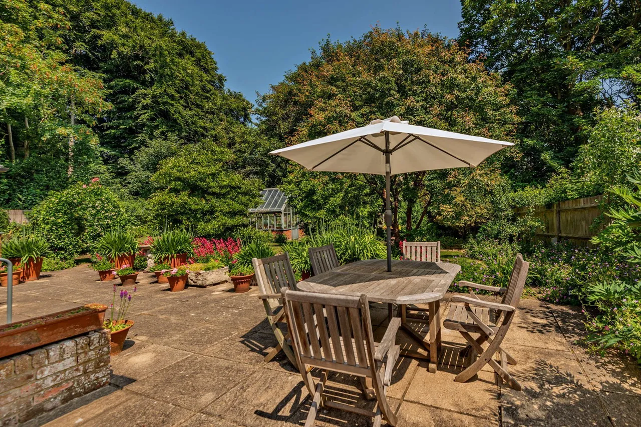 Latimer Way, Knotty Green, HP9, photo 28