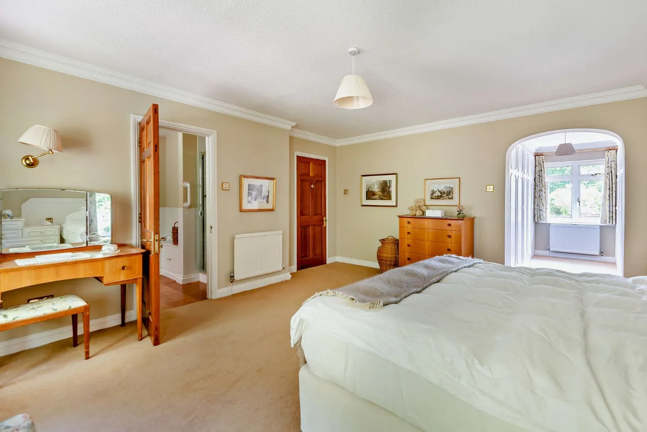 Latimer Way, Knotty Green, HP9, photo 23
