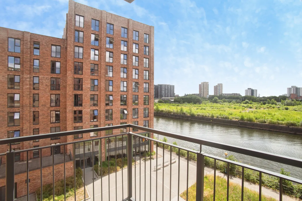 Ordsall Lane, Salford, M5, photo 2