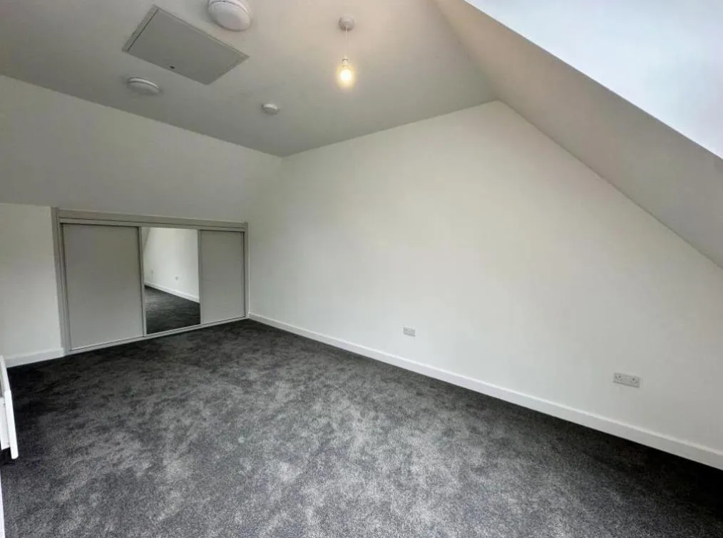 Eliza Grant Road, Crossgates, LEEDS, photo 5