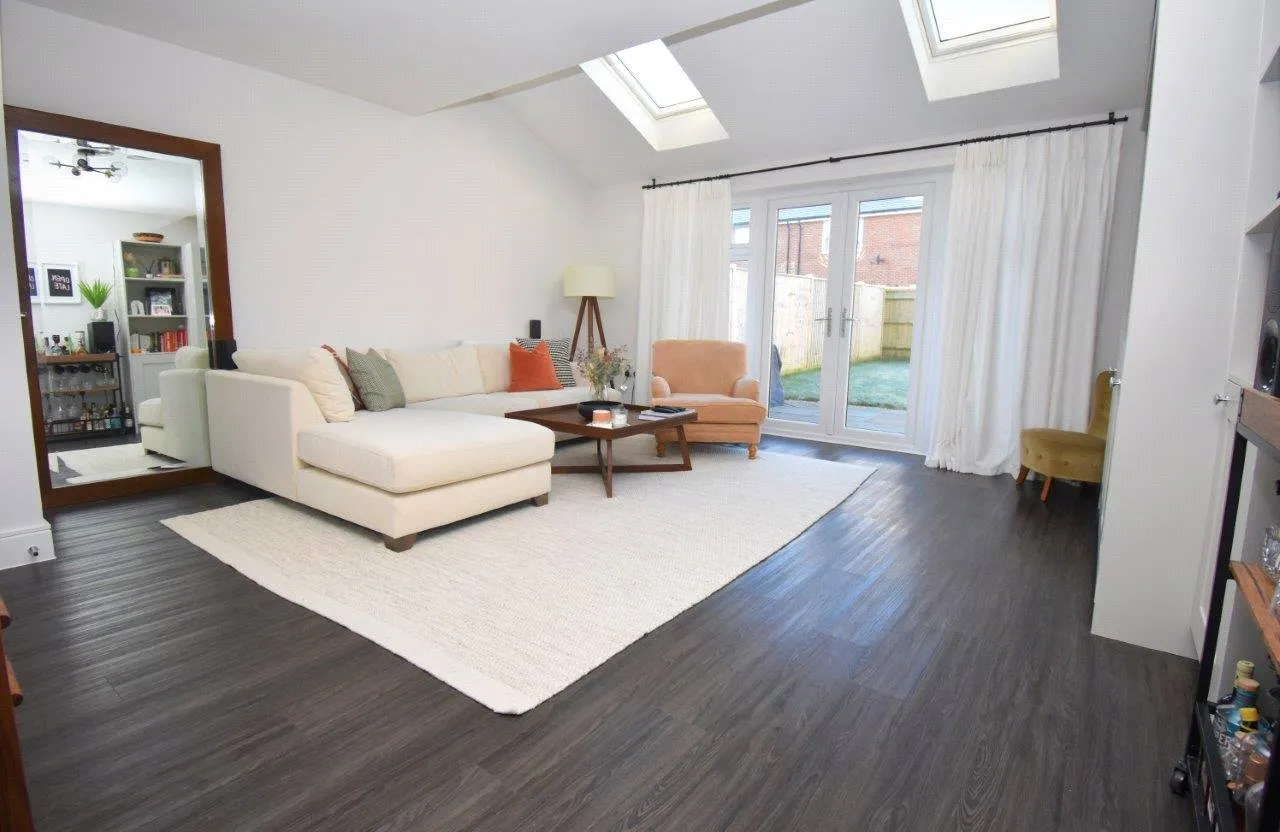 Mulberry Walk, Fleet, Hampshire, GU51 5EA, photo 3