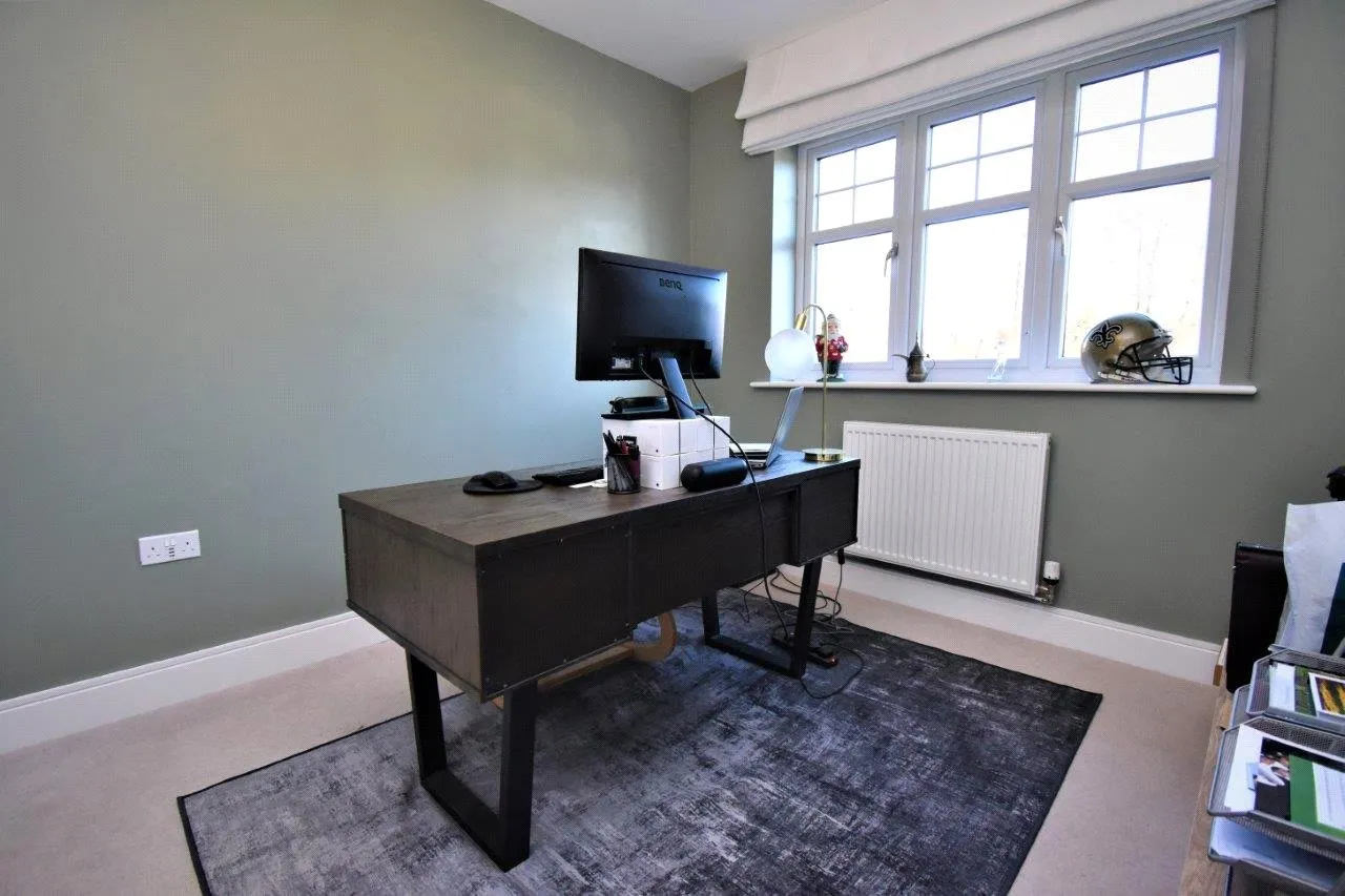 Mulberry Walk, Fleet, Hampshire, GU51 5EA, photo 15