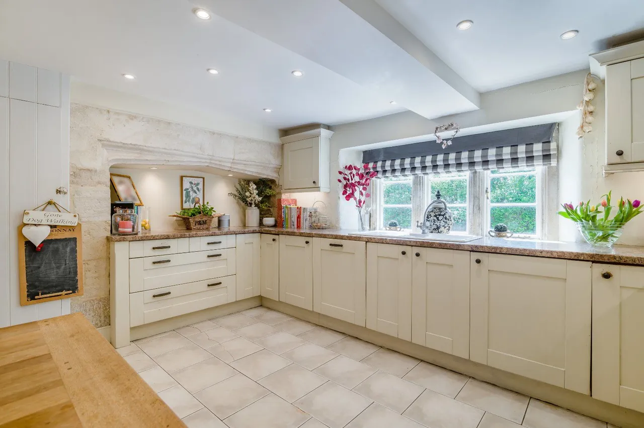 Lamberts Marsh, Southwick, Wiltshire, BA14 9PD, photo 7