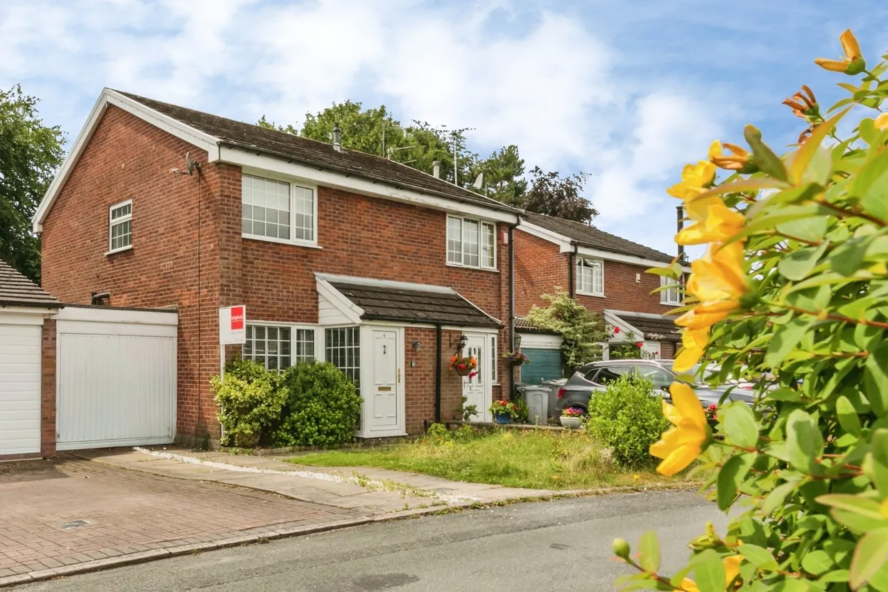 Hayle Close, Macclesfield, Cheshire, SK10, photo 13