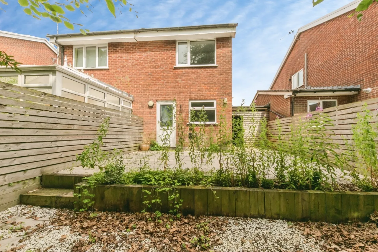 Hayle Close, Macclesfield, Cheshire, SK10, photo 15