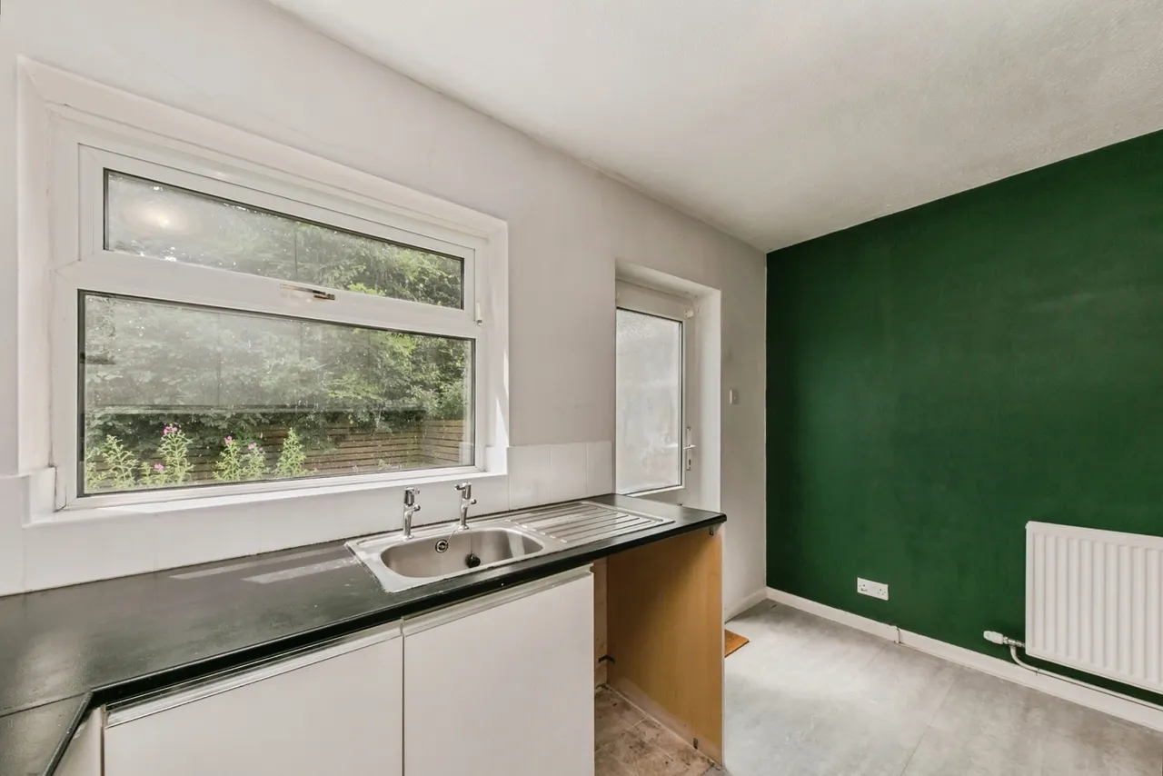 Hayle Close, Macclesfield, Cheshire, SK10, photo 7