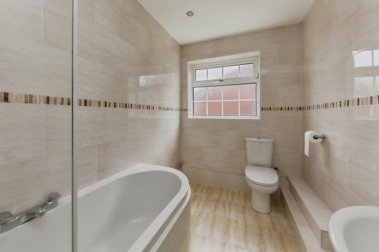 Hayle Close, Macclesfield, Cheshire, SK10, photo 10